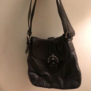 Authentic Vintage 90s coach #G3S-9480 Black leather shoulder/ crossbody handbag